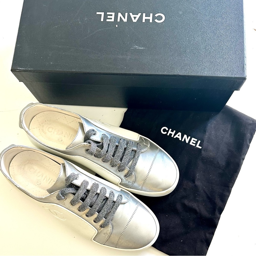 🌟SOLD🌟Chanel White & Silver Fashion Tennis Shoes. 9.5